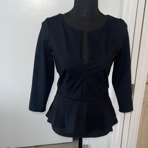 bebe split neck hi low peplum top